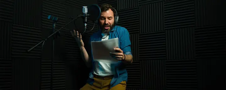 Choosing the Best Soundproof Booth for Podcasting