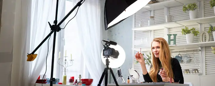 Professional Podcast Setup: Podcast Lighting Tips
